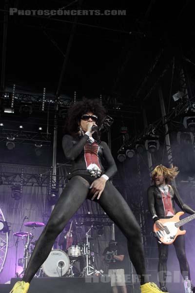 SHAKA PONK - 2011-06-25 - PARIS - Hippodrome de Longchamp - Sofia Samaha Achoun - Yohann Meunier - Mandris Da Cruz